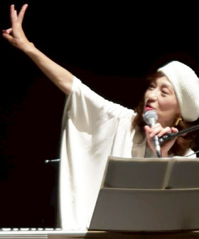 �]�� ���q