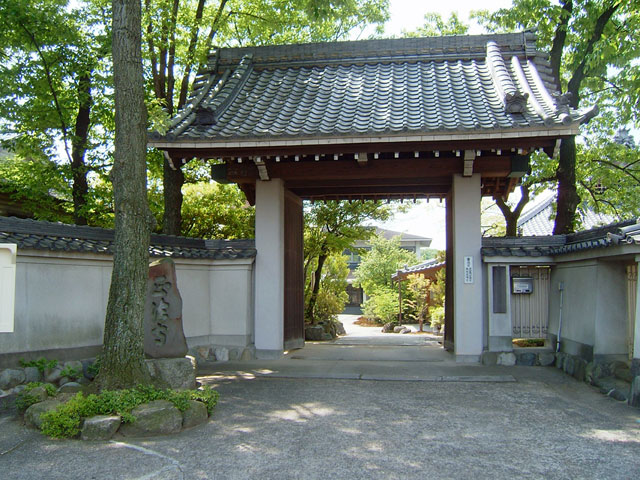 ���m����m��(���~�R���@��)